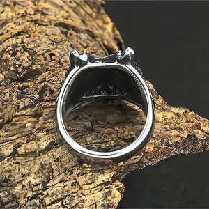 Yunnique – bague tête de loup Viking en acier titane pour hommes, style européen et américain, bijoux géométriques animaux Hip Hop, cadeau - Product Image 4