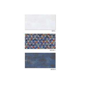 Azulejos decorativos de cerámica para pared con diseño de flores en color azul de 30x60cm - Product Image 3