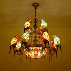 Lampe suspendue multi-têtes Tiffany style rétro Asie du Sud-Est, design perroquet, corps doré, hauteur réglable, garantie 5 ans, éclairage - Product Image 1