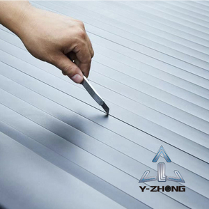 Couverture manuelle enroulable en aluminium robuste et imperméable pour pick-up Tundra 5.5 - Product Image 3