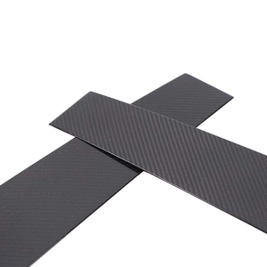 Usine chinoise produisant des bandes décoratives en fibre de carbone pour les piliers extérieurs des voitures pour <span class=keywords><strong>Fiat</strong></span> <span class=keywords><strong>500</strong></span> de 2008 à <span class=keywords><strong>2023</strong></span> - Product Image 3