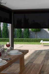 أحدث فندق عالي الجودة في الهواء الطلق شرفة واقية من الرياح في الهواء الطلق قابل للطي في الهواء الطلق تعتيم الستائر المسار بمحركات البريدي - Product Image 2