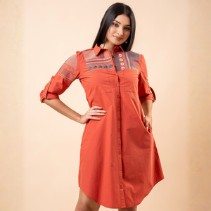 Vestido Camisero Corto Elegante Premium para Mujer, Algodón con Bordado Geométrico, Calidad Boutique - Product Image 3