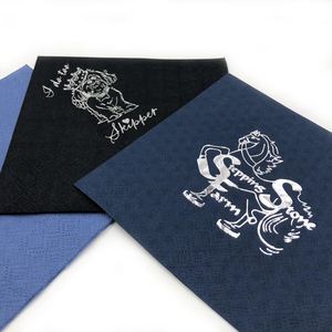 Serviettes de table jetables personnalisées pour restaurant et fête, avec logo imprimé en couleur et estampage à chaud sur papier - Product Image 3