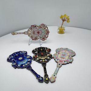 아크릴 매직 미러 키체인 장식용 펜던트 소녀용 선물: 작은 거울 장식품 장식용 선물 - Product Image 2