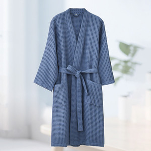 Wholesale Thickened Cotton <strong>Waffle</strong> <strong>Robe</strong> For Adults, Four-Season Breathable Spa Bathrobe, Custom Logo Unisex Sleepwear - Product Image 1