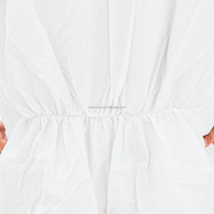 Robe d'isolation monobloc jetable de haute qualité Membrane respirante à capuche Vêtements de protection médicale sans pied - Product Image 3