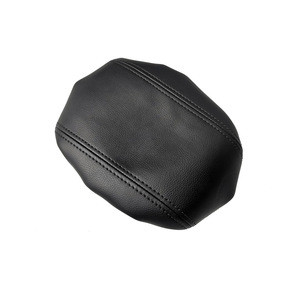 Funda para reposabrazos Hyundai Tucson 2006-2013, cubierta protectora de cuero negro para consola central, no requiere desmontaje - Product Image 1