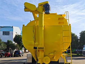 Camión de alimentación FAW 8x4 15T para transporte de granos a granel para granjas avícolas y ganaderas, diésel automático, volante a la derecha - Product Image 6