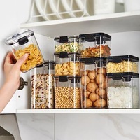 Boîtes de conservation alimentaire carrées transparentes en plastique avec couvercles, hermétiques, différentes capacités (460/1800 ml)