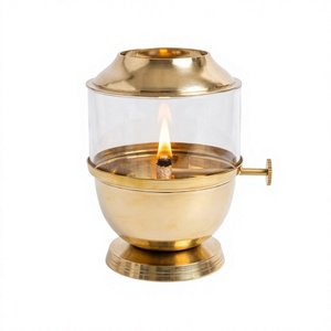 Hind Craft Living Brass Akhand Jyot Diya HCL-DIYA-0027 – Couvercle en verre traditionnel avec levier de réglage du mèche et vis de levage pour bougie Akhand Jyot - Product Image 1