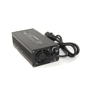 Cargador de Batería de Alto Voltaje 63V 67.2V 84V 92.4V <span class=keywords><strong>2A</strong></span> 10A 12A 15A 20A Ajustable para Baterías de Litio con Puntas XT60/RCA - Product Image 4