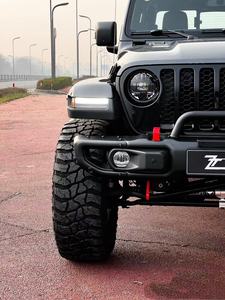 <span class=keywords><strong>Jeep</strong></span> de Largo Alcance 83L con Gran Capacidad de Combustible, Motor V6 de 3.6L, Transmisión Automática de 8 Velocidades y Tracción en las 4 Ruedas para Viajes Todoterreno de Larga Distancia - Product Image 2