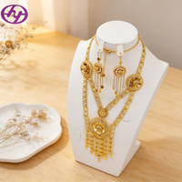 Parure de bijoux islamiques plaqués or 24 carats Hongyue - Collier et boucles d'oreilles sertis clos - Style Moyen-Orient Dubaï