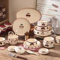 Vaisselle vintage en porcelaine fine, motif fille cerise de dessin animé mignon, écologique, lavable au lave-vaisselle, vaisselle de haute qualité pour la maison, cadeau d'anniversaire