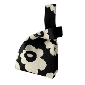 Fashion Floral Crochet Handbag Knitted Tote Bag Cute Mini Wrist Knot Bag Purse