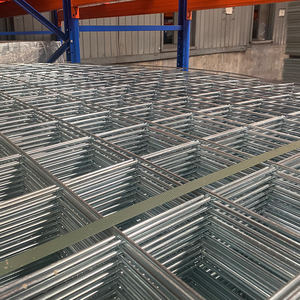 Sıcak Daldırma Galvanizli Demir 4x4 Kaynaklı Tel Örgü Panel Çevre Dostu Tavuk Kümesi BOCN Marka - Product Image 3