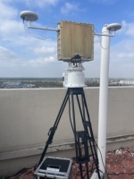 Radar de drone pour l'identification d'oiseaux et de drones, portée de 5 km, petite taille, installation facile, seuil adaptatif