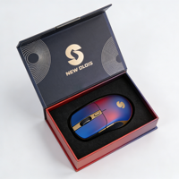 Boîte cadeau pour souris de jeu avec finition holographique dégradée, doublure floquée, UV sélectif, coins renforcés magnétiquement GoTop, laminage mat