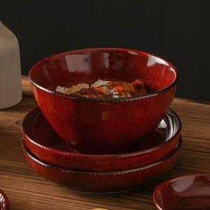 Set di Stoviglie in Porcellana Rossa di Lusso con Effetto Cangiante, <span class=keywords><strong>Piatti</strong></span> e Ciotole in <span class=keywords><strong>Ceramica</strong></span> Irregolare, Adatti al Microonde, Stile Vintage - Product Image 4