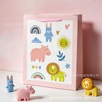 Sac cadeau personnalisé en gros pour baby shower, sac en papier réutilisable pour emballage cadeau de naissance, anniversaire ou pleine lune pour nouveau-nés et enfants