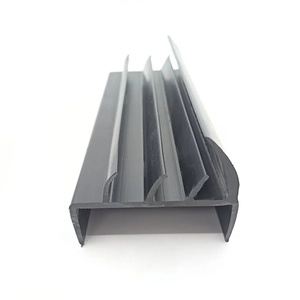 Bande d'étanchéité auto-adhésive en PVC robuste et imperméable pour portes <span class=keywords><strong>de</strong></span> rangement et placards - Product Image 4