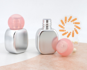 Dễ Thương Rỗng 3Ml Nhựa <span class=keywords><strong>Lip</strong></span> Tint Ống Tùy Chỉnh <span class=keywords><strong>Lip</strong></span> <span class=keywords><strong>Gloss</strong></span> Bao Bì Chai Vẻ Đẹp Phong Cách Nhãn Hiệu Riêng Mỹ Phẩm Container - Product Image 3