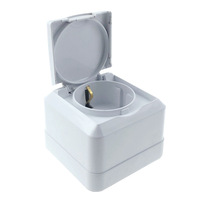 Prise murale étanche standard européenne à insertion profonde, simple, avec protection de la prise, 16A 250V, blanche