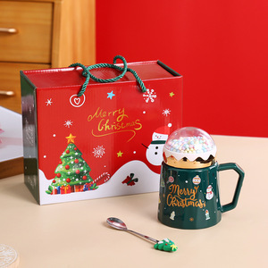 Coffret Cadeau Tasse en Céramique de Noël avec Couvercle et Cuillère pour Tasse à Eau en Gros - Product Image 2