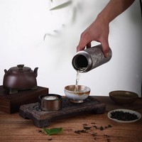 Nouveau produit, cadeaux promotionnels d'affaires de luxe, bouteille d'eau en titane, bouteille d'eau en métal avec filtre à thé, tasse thermos en titane pur