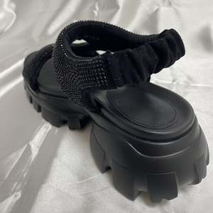 Sandalias Planas Ligeras con Cristales y Tiras Acolchadas para Mujer, Suela Gruesa, Amortiguación Elástica, Estilo Primavera Evergreen - Product Image 4