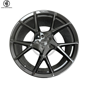 ล้อแม็กซ์อะลูมิเนียมอัลลอยด์ฟอร์จแบบหลายก้านสีดำสำหรับ URUS ขนาด 22-24 นิ้ว พร้อมฝาครอบคาร์บอนไฟเบอร์แบบสั่งทำพิเศษ ความแม่นยำ 1:1 - Product Image 1