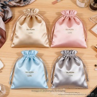 Pochette en satin de soie simulé avec cordon de serrage, sac de rangement anti-poussière pour perruques, lingerie, petit échantillon, séparateur avec logo personnalisé