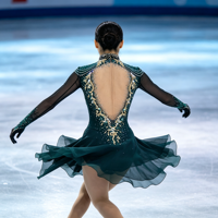 Robe de patinage artistique vert foncé à col montant, manches longues en résille, costume de compétition orné de strass, personnalisable pour enfants, adolescents et adultes, OEM