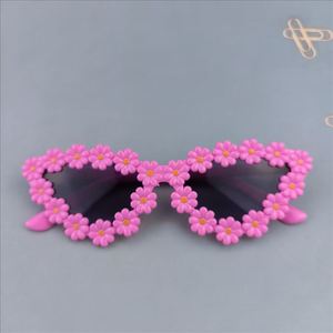Fashion Children's <strong>Glasses</strong> Vintage Retro Cat Eye <strong>Baby</strong> Girls Sunglasses Daisy Flower Kids Sunglasses - Product Image 3