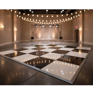 Décoration de mariage intérieure et extérieure, piste de danse, sol blanc et noir à carreaux - Product Image 1