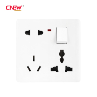 Produits promotionnels chauds Plusieurs fournitures électriques Interrupteur de prise à la mode