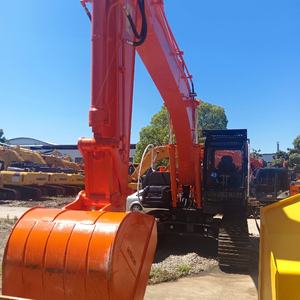 Excavatrice d'occasion Hitachi 200 Offre Spéciale Japon Bon état 20 tonnes 2022 Vente de machines à Shanghai - Product Image 4