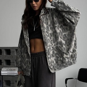 เสื้อฮู้ดพิมพ์ลายดิจิตอลโลโก้แบบกำหนดเอง สไตล์สตรีทเรโทร ล้างสีแบบแอซิดฟอก ซันเฟด ผ้าฝ้าย 100% ทรงโอเวอร์ไซส์ ไหล่ตก ซิปหน้า ลายเสือดาว - Product Image 1