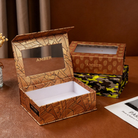 Elegante Geschenkbox mit Goldfolien-Blattmuster und Magnetverschluss mit Sichtfenster Maßgefertigte Starre Papierbox für Kosmetik Kleine Geschenkverpackung