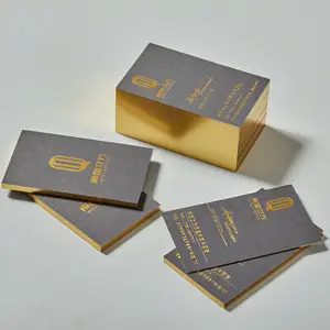 بطاقة زيارة مخصصة ، طباعة بطاقات أعمال فاخرة سوداء منقوشة مع ختم من رقائق ذهبية