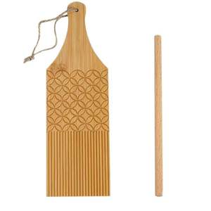 Tabla de cortar de madera personalizada, cuerpo recto, color madera natural con patrón decorativo para uso doméstico - Product Image 1