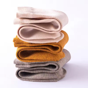 Chaussettes mi-hautes en bambou de couleur unie pour hommes, collection Printemps-Été, style professionnel simple, haute qualité, vente en gros - Product Image 6