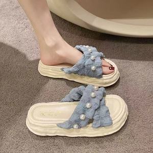 2023 pantoufles portent des femmes nouvelle plate-forme d'été muffin tongs sens senior pantoufles antidérapantes - Product Image 4