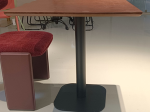 Mesa de restaurante con acabado de madera, mesa de comedor cuadrada, tablero de color marrón mate, para uso en cafetería/restaurante/cocina - Product Image 3