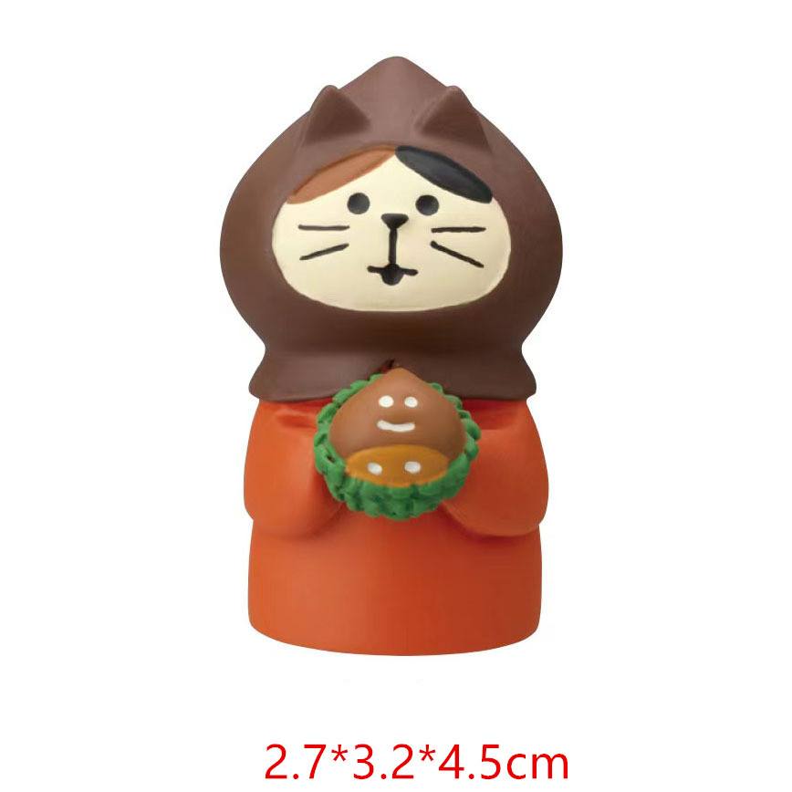 Chestnut Cat