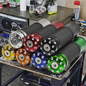 CNC Thoải Mái Grip Phụ Kiện Cho Xe Máy Non-Slip Hợp Kim Nhôm Chrome Tay Cầm Sửa Đổi Thiết Kế Cho Xe Tay Ga Cơ Thể Hệ Thống - Product Image 5