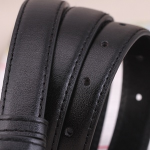 Женский тонкий кожаный ремень с пряжкой в стиле ретро - Product Image 4