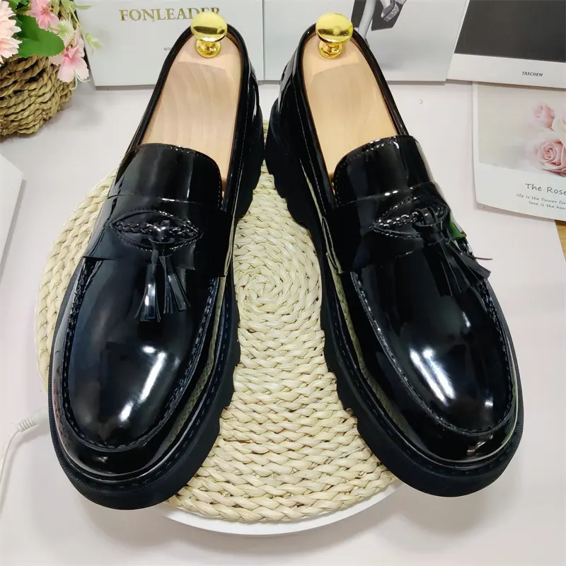 Thick Sole Height Increasing Tassels Loafers Top Quality Patent Leather Shoes for Men