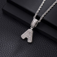 Collar con Iniciales de Moda 2024, Colgante de Letra con Circonita A-Z, Gargantilla con Dije Grueso, Joyería Hiphop para Bodas, Hombres y Mujeres, Material de Cobre